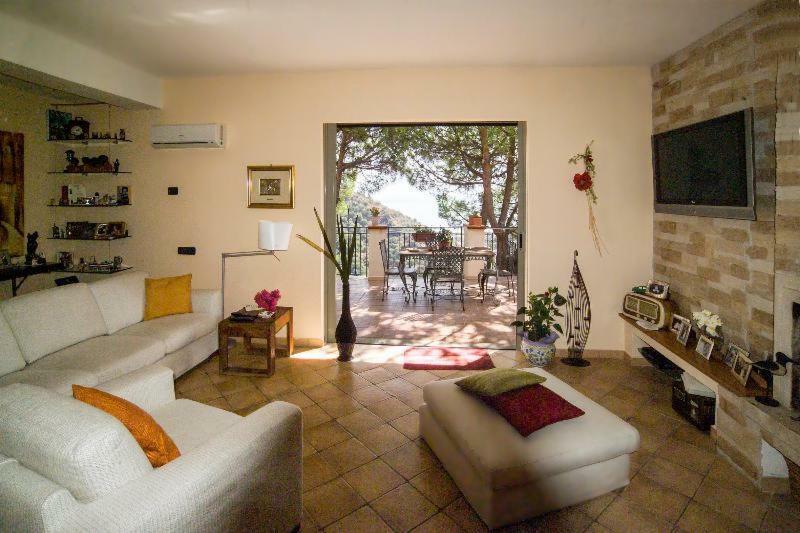 Casa Vacanze Gallodoro レトイアンニ エクステリア 写真